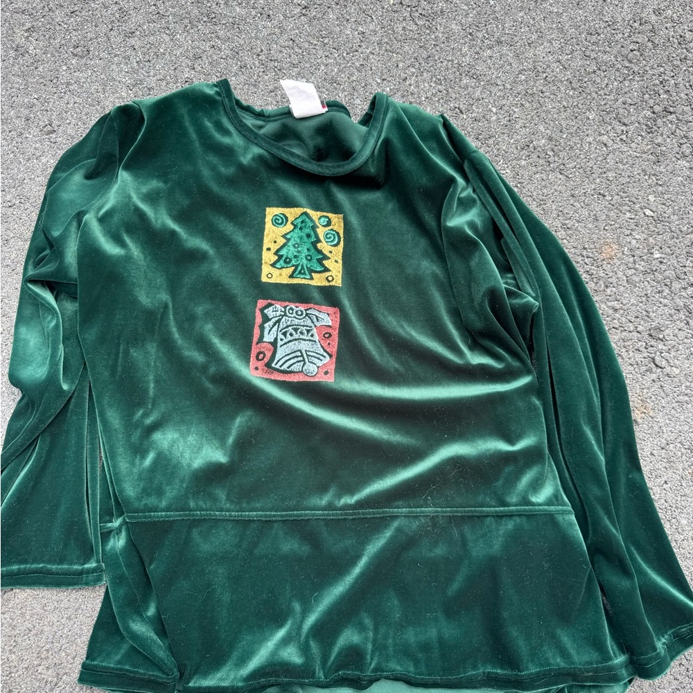 Green Velvet Long Sleeve Top with Embroidered Patches vintage made in USA . 2xl